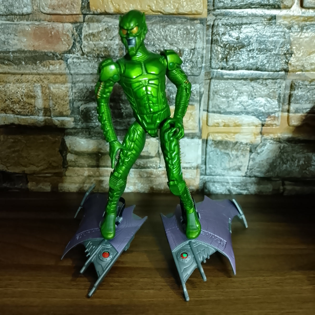 Spider-man 2002 movie Toybiz Goblin with hover glider loose superb example 6 inch