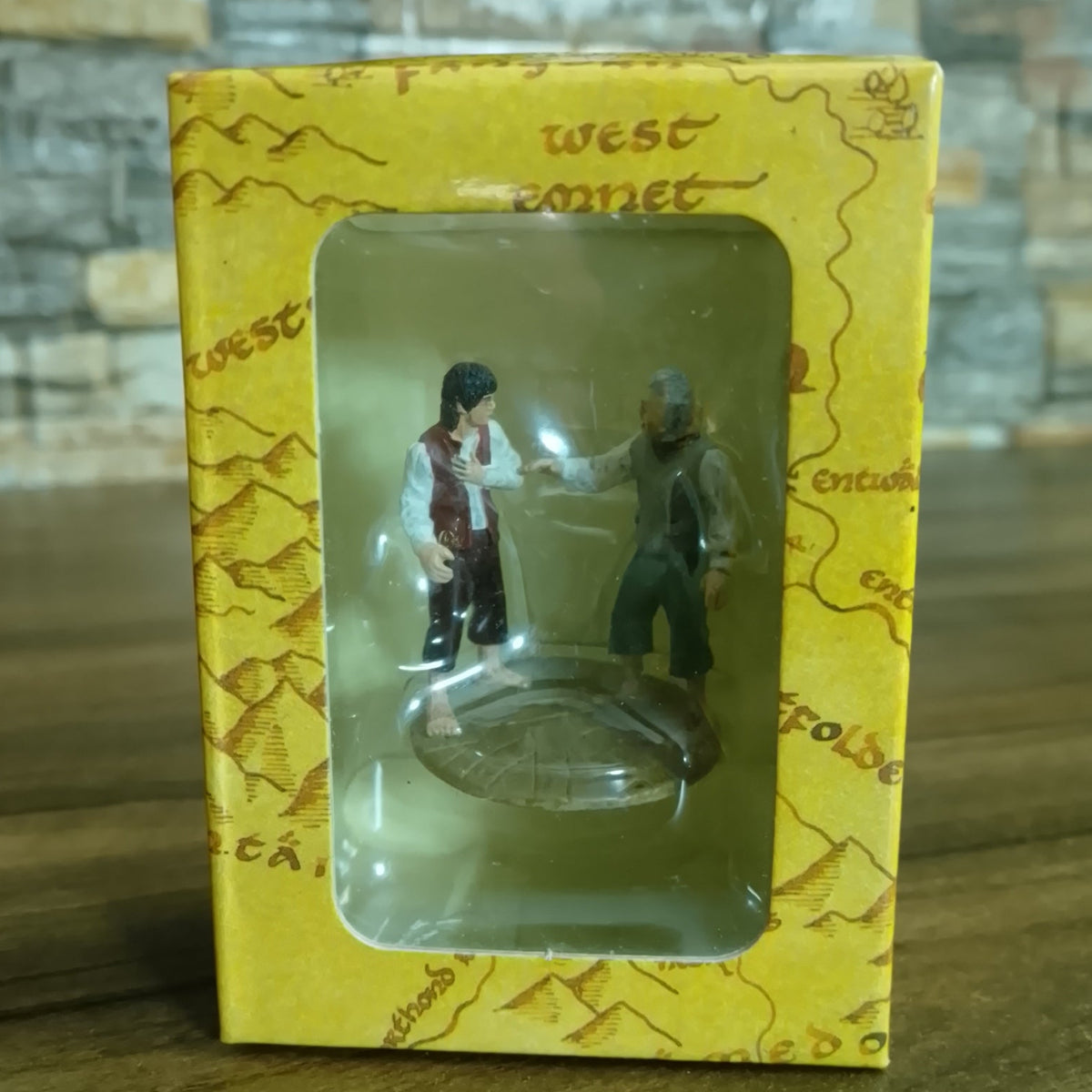 EAGLEMOSS LORD OF THE RINGS COLLECTION - ISSUE 127 BILBO AND FRODO AT RIVENDELL sealed box
