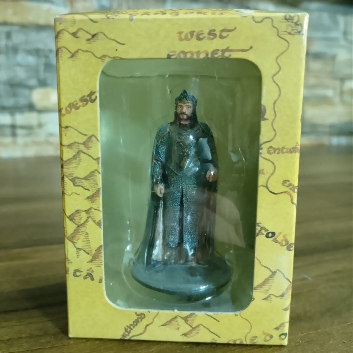 EAGLEMOSS LORD OF THE RINGS COLLECTION - ISSUE 28 KING ELESSANAR AT MINAS TIRITH sealed box
