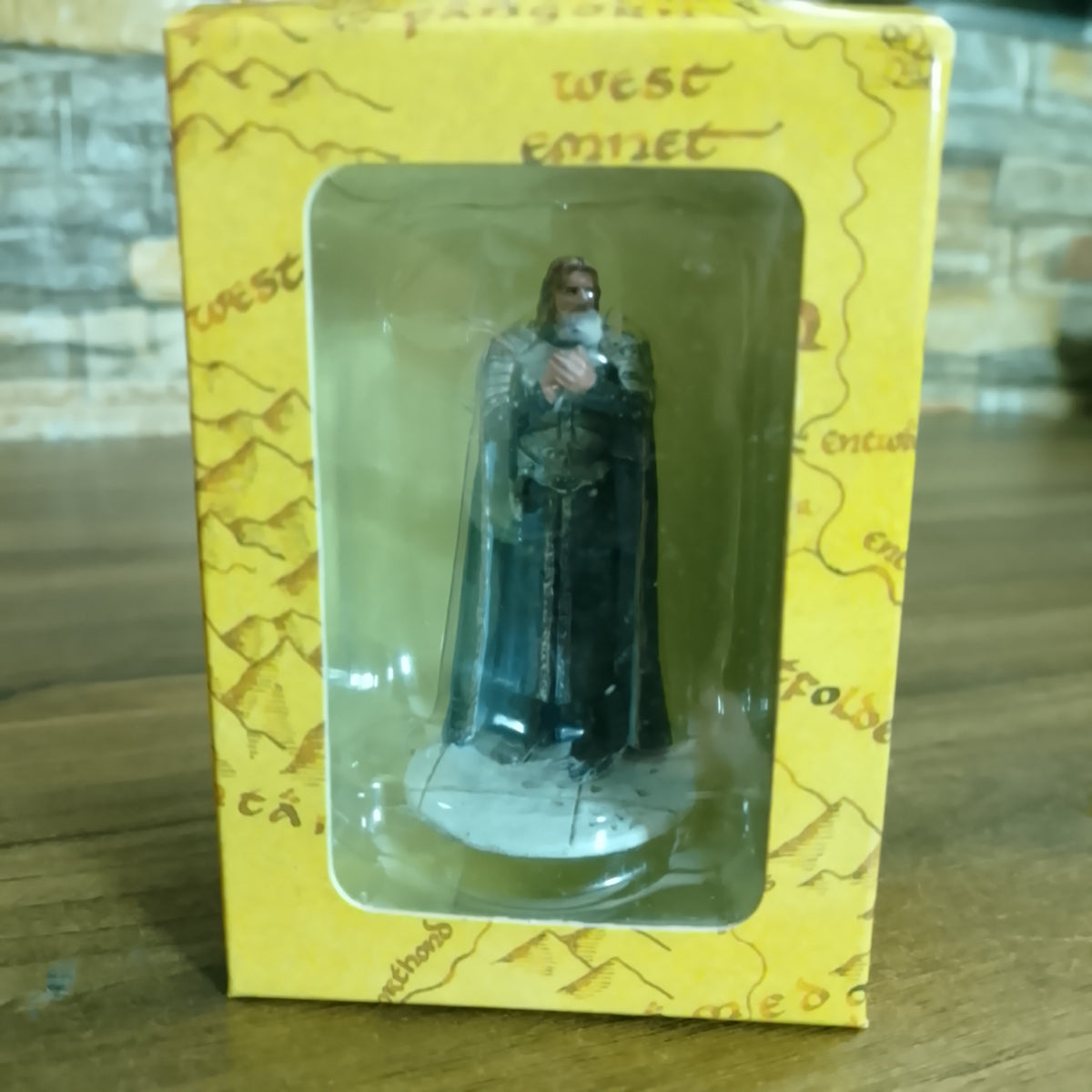 EAGLEMOSS LORD OF THE RINGS COLLECTION - ISSUE 142 FARAMIR AT MINAS sealed box