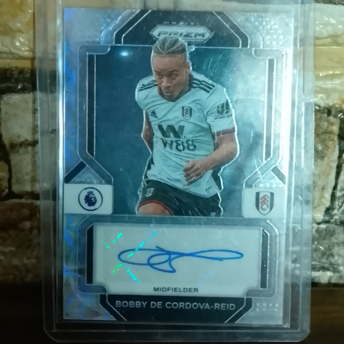 Bobby De Cordova-Reid 2022-23 Panini Prizm premier league Auto S-BDR Fulham excellent/nr mint sleeved