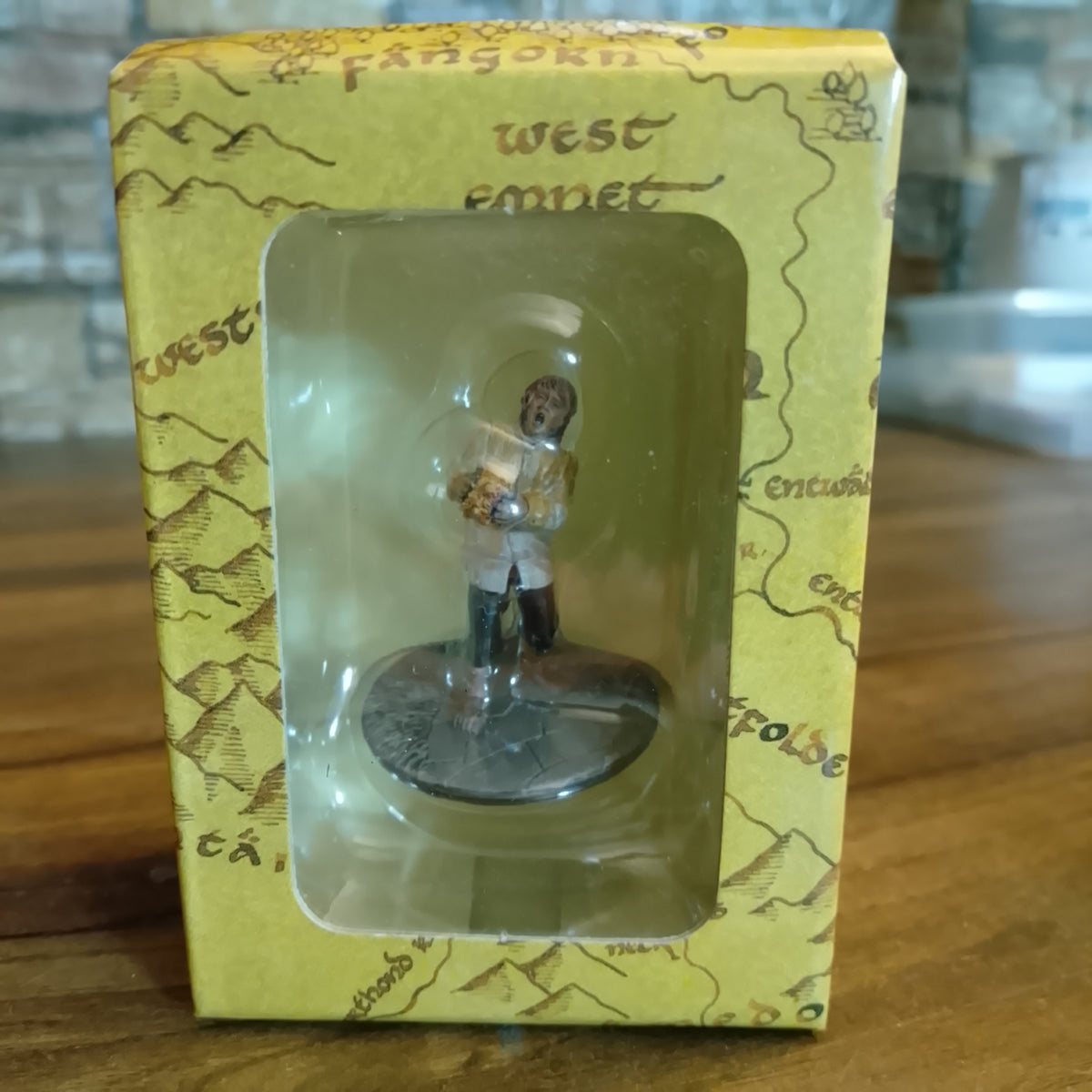 EAGLEMOSS LORD OF THE RINGS COLLECTION - ISSUE 134 PIPPEN AT EDORAS sealed box