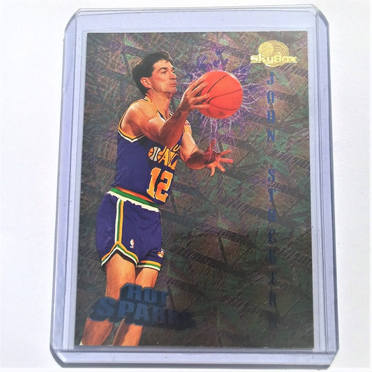 John Stockton 1996 Skybox NBA Basketball HS10 Hot Sparks Folieneinlage Utah Jazz Sammelkarte mit VGC-Hülle im Etui